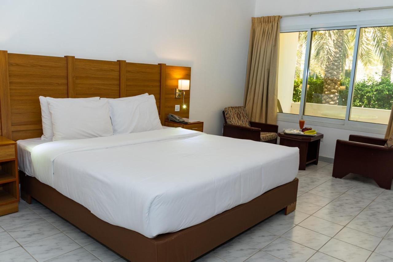 Fujairah Hotel & Resort Exterior foto