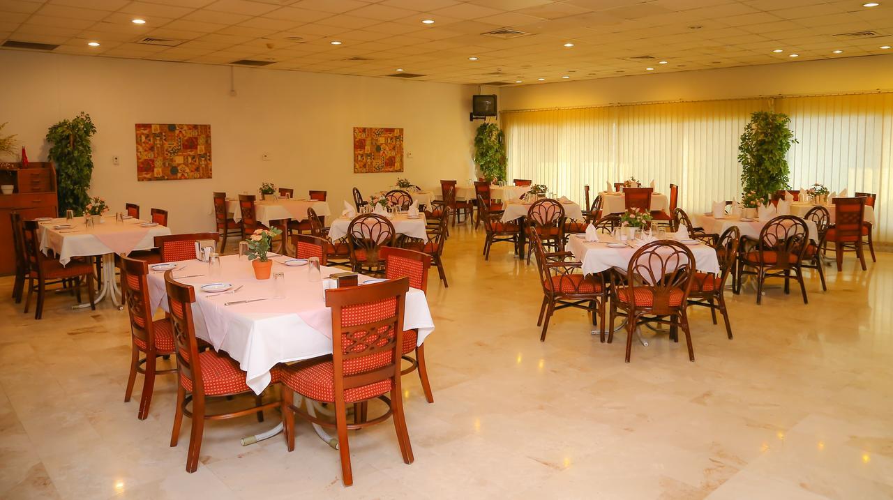 Fujairah Hotel & Resort Exterior foto
